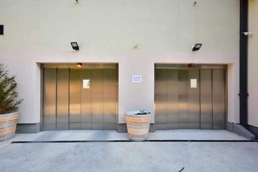 Brand New ! Seaside Apt With Poolview & Parking Budva Exterior foto